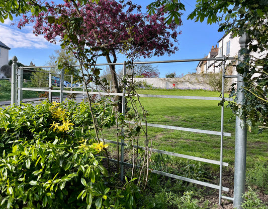 Middleham End Posts