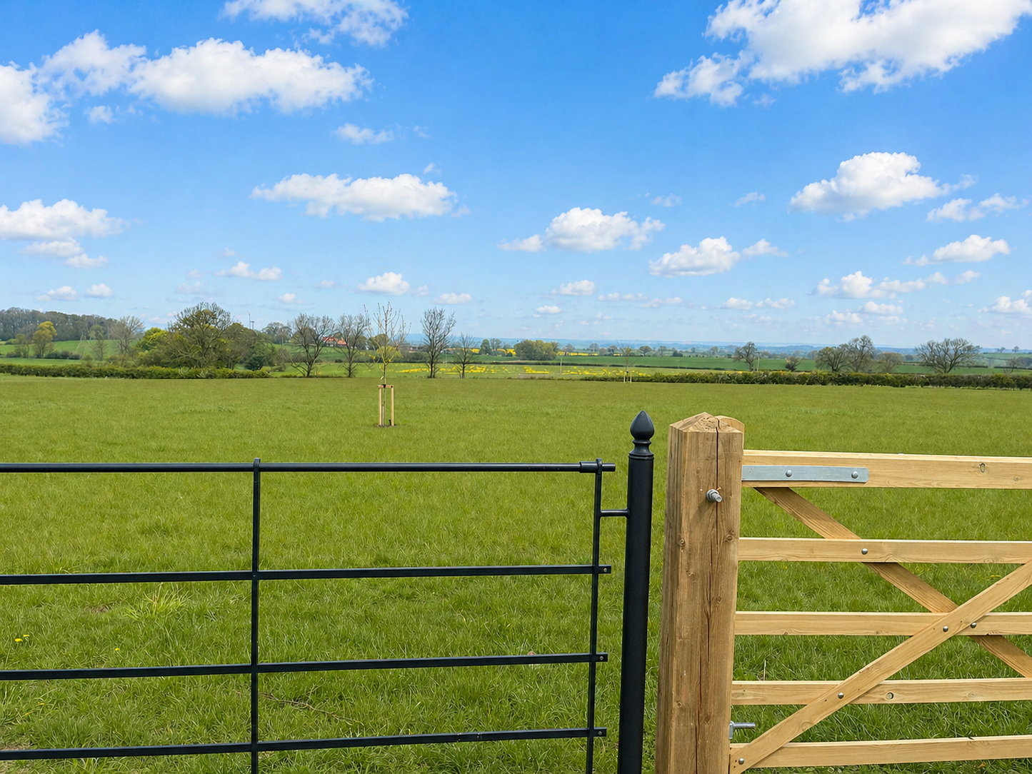 Middleham End Posts